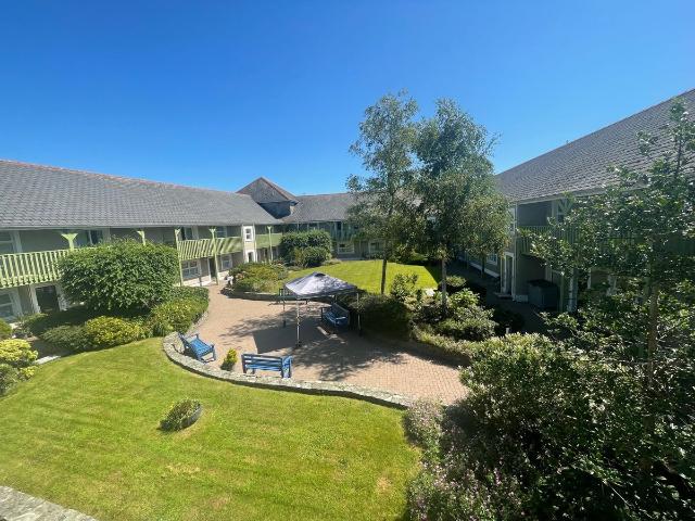 Apartment for rent in Narberth, Wales