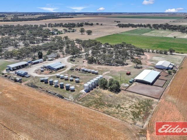 Cottage for sale in Yarrawalla, Victoria