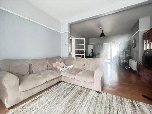 House for rent in London Borough of Hounslow, Osterley