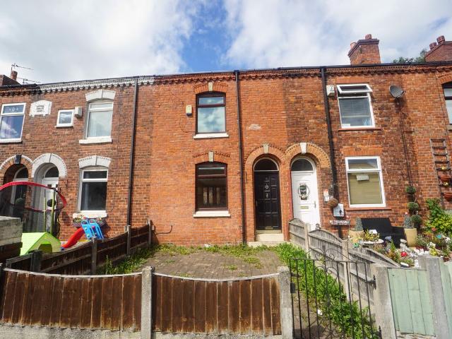 House for rent in Scholes Village, Wigan