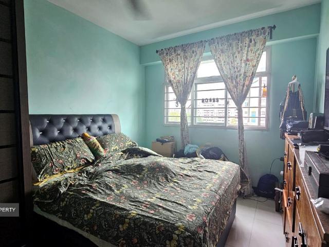 HDB House for sale in Jurong