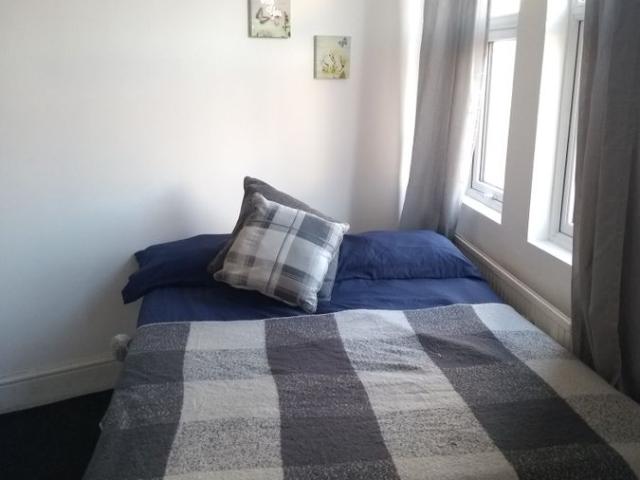 Studio for rent in Wednesbury, Sandwell
