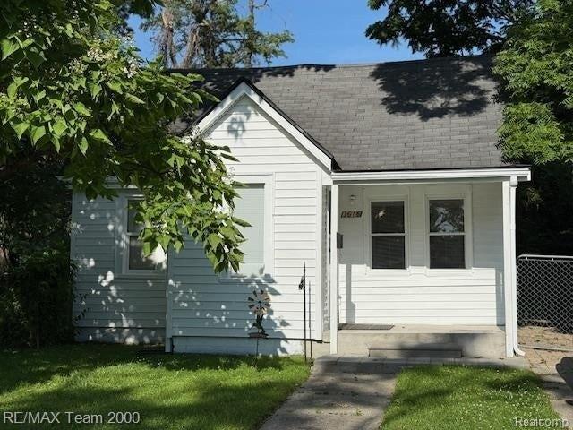 House for sale in Inkster