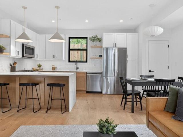 House for sale in Spring Hill, Somerville