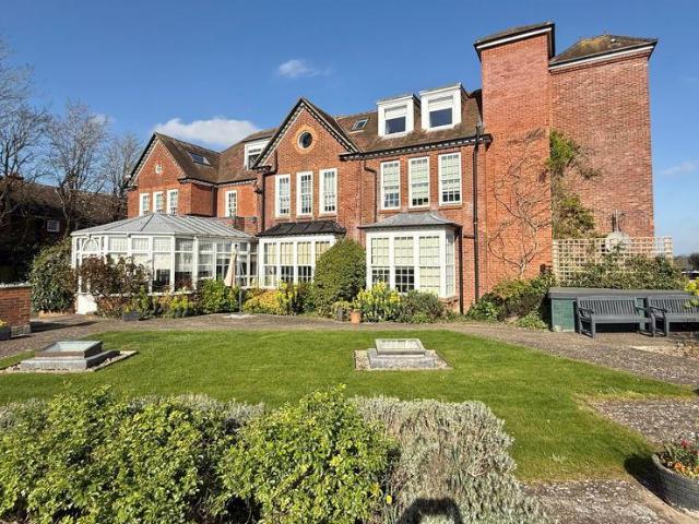 House for rent in Cookham