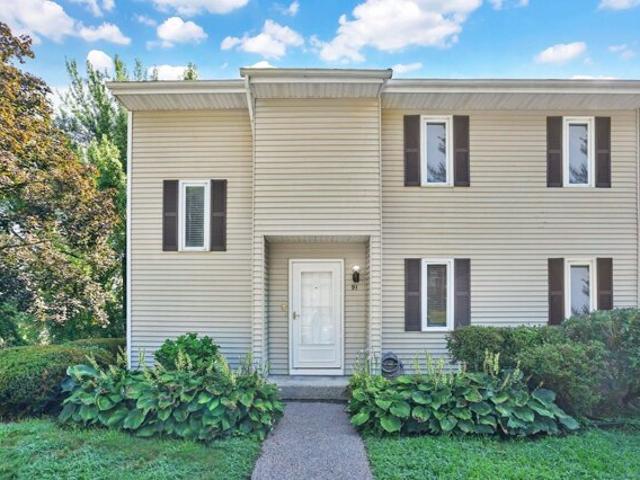 House for sale in Suffield