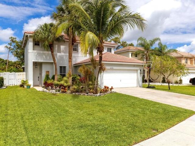 House for sale in Greenacres