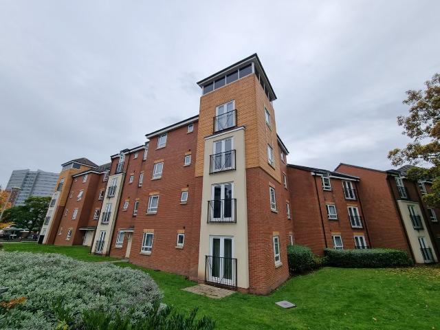 Apartment for rent in Park Central, Birmingham