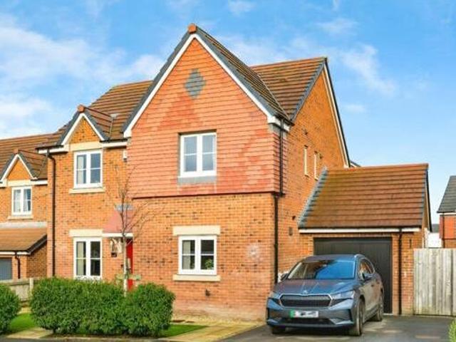 House for sale in Blacksnape, Darwen
