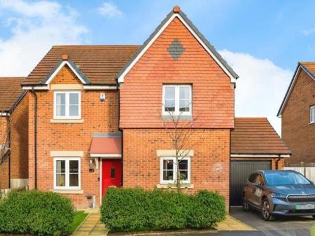 House for sale in Blacksnape, Darwen