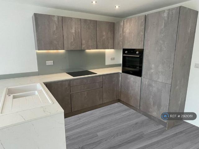 House for rent in Drighlington, Adwalton