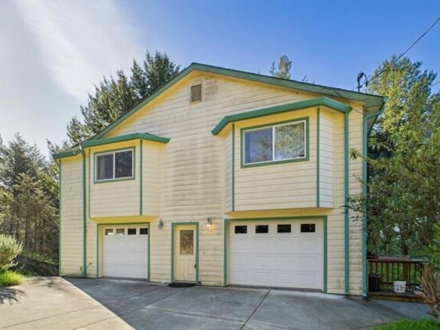 House for sale in Humboldt, California