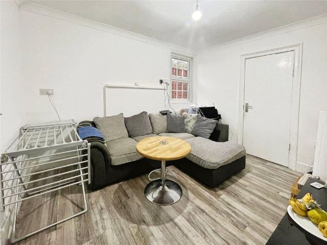 House for rent in Ripley Springs, Row Town
