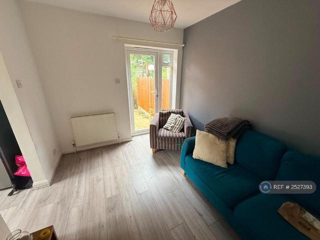 House for rent in Ripley Springs, Row Town