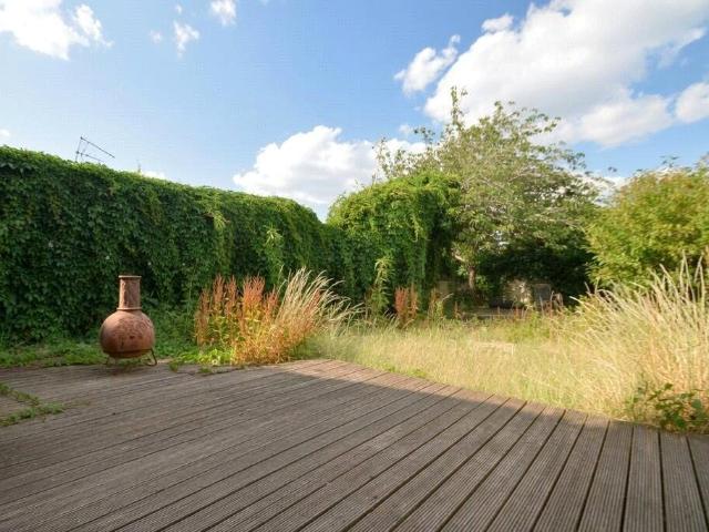 House for rent in Ripley Springs, Row Town