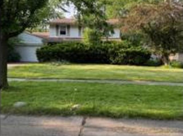 House for sale in Southfield
