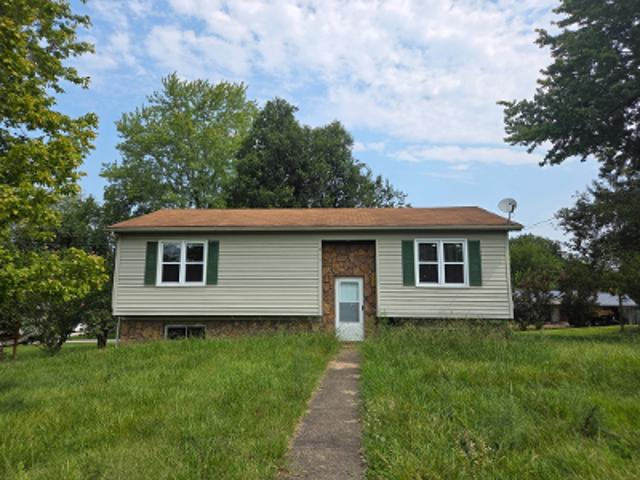 House for sale in Leitchfield, Grayson County