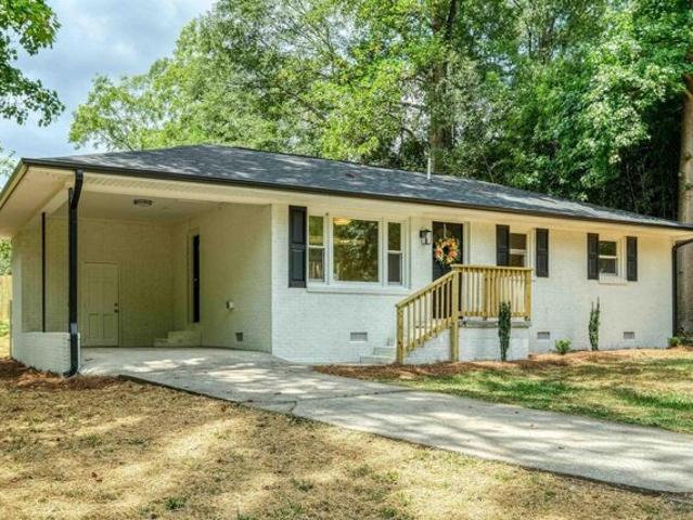 House for sale in Pelzer