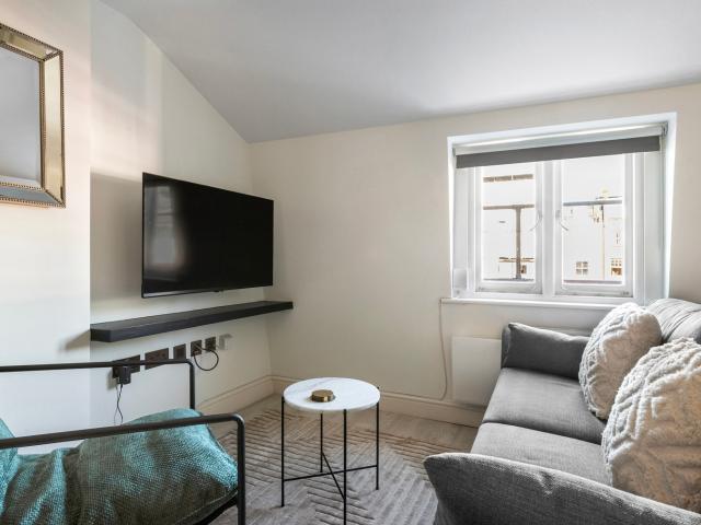 Apartment for rent in Paddington, Isle Of Man