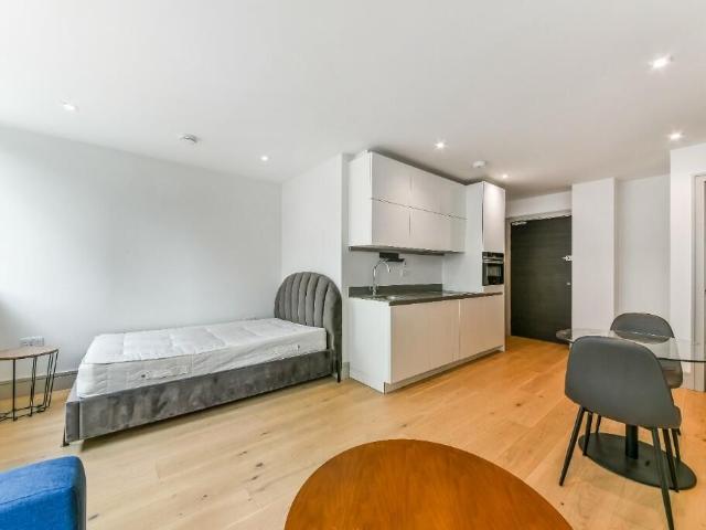 Studio for rent in Greater London