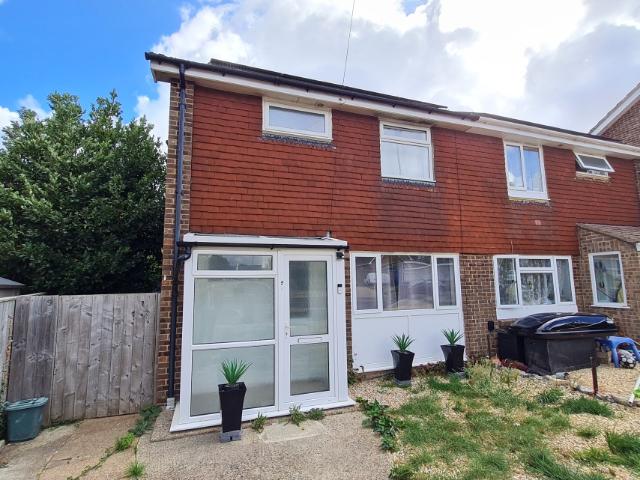 Apartment for rent in Binstead, Ryde