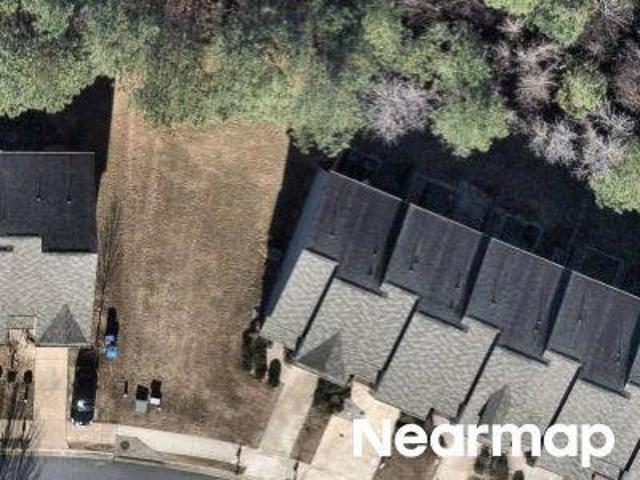 Townhouse for sale in Holly Springs, Georgia