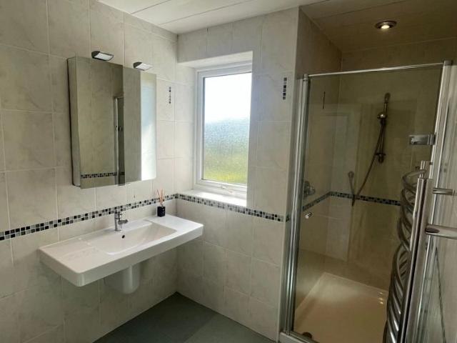 House for rent in Bagslate Moor, Burnedge
