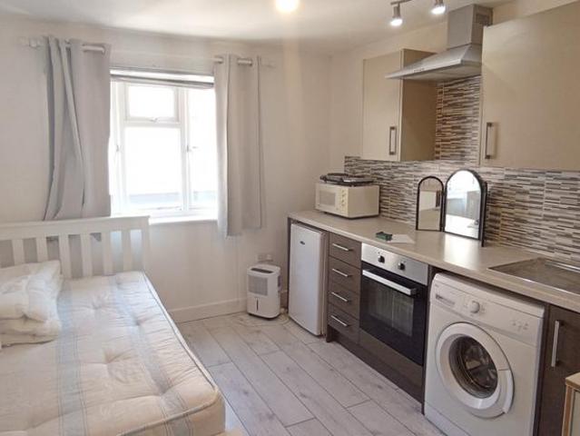 Apartment for rent in London Borough of Lewisham, Greater London