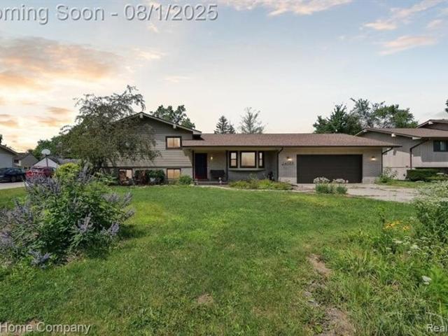 House for sale in Farmington