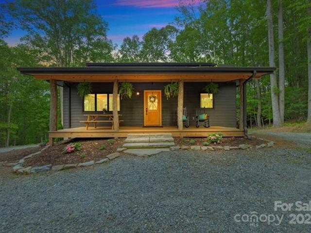 House for sale in Brevard House for sale in Brevard