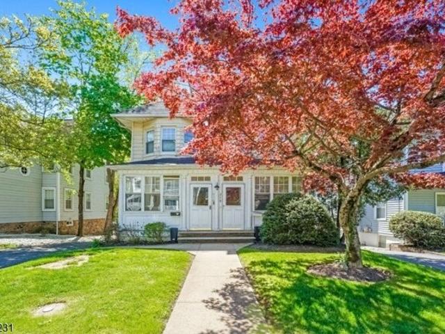 House for sale in Summit, New Jersey