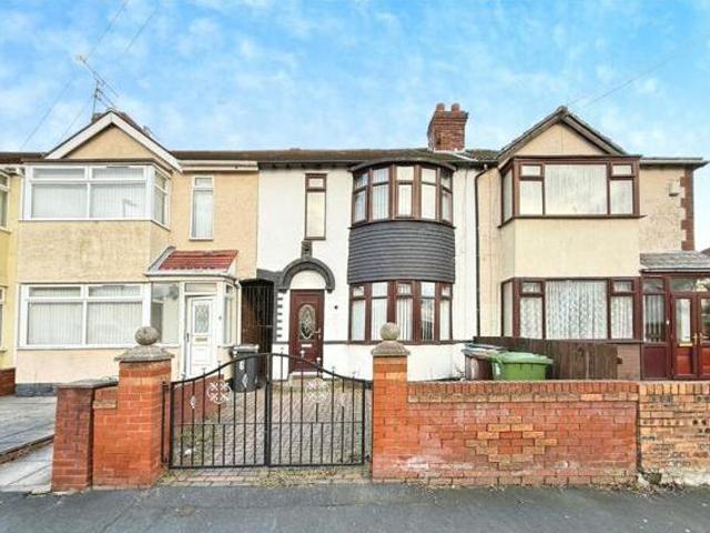 House for sale in Calderstones