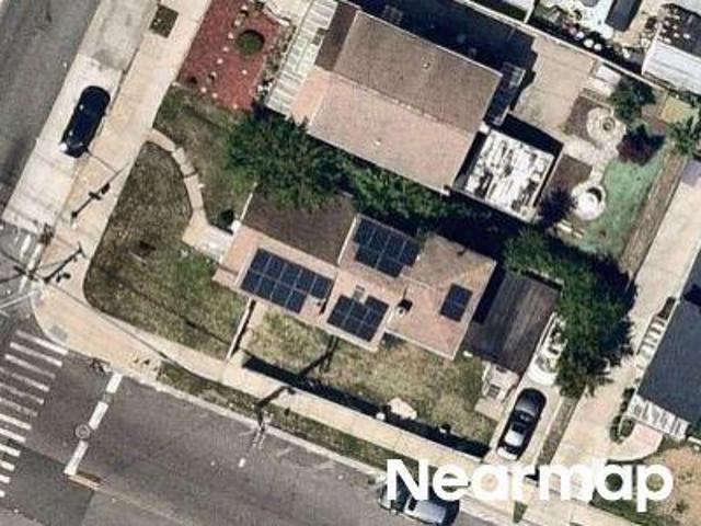 House for sale in Queens, Arverne