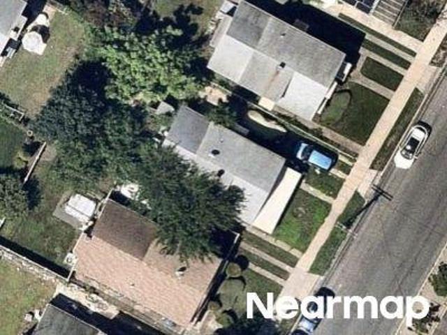 House for sale in Queens, Arverne