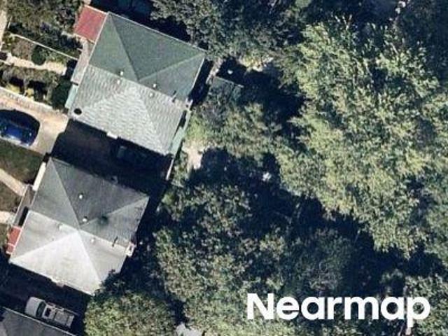 House for sale in Queens, Arverne