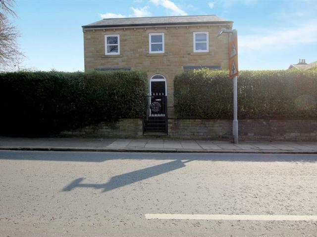 House for rent in Priestthorpe, Crossflatts