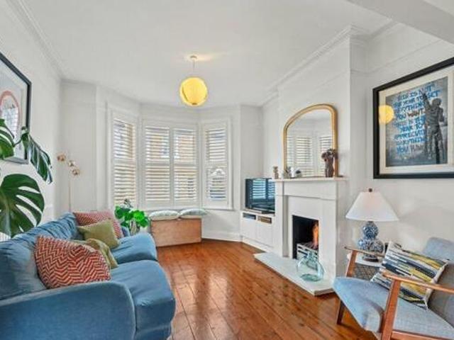 House for sale in Weybridge, Elmbridge