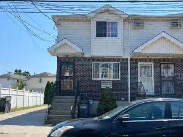 House for sale in Queens, Arverne