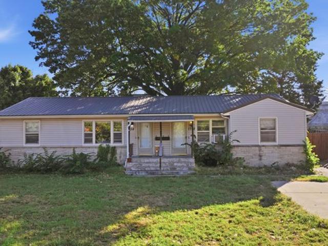 House for sale in Springfield, Greene County