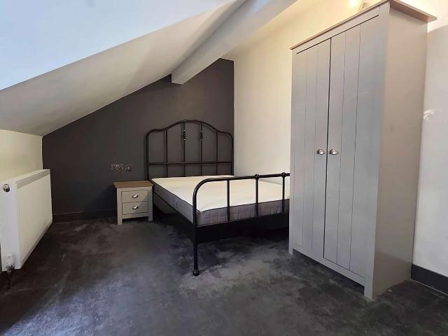 Room for rent in Armley, West Yorkshire