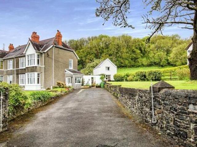 House for sale in Carmarthen, Wales