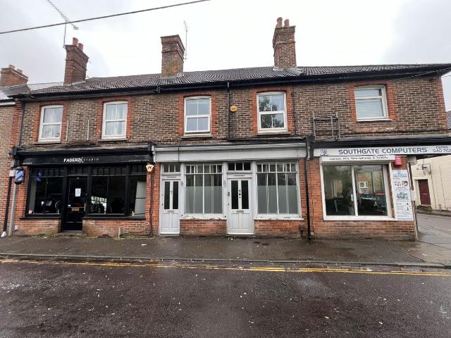 House for rent in West Green, Crawley