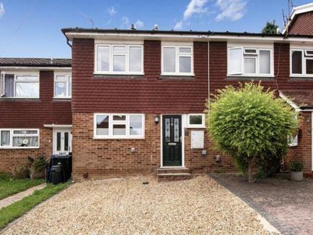 House for sale in The Butts, Kent