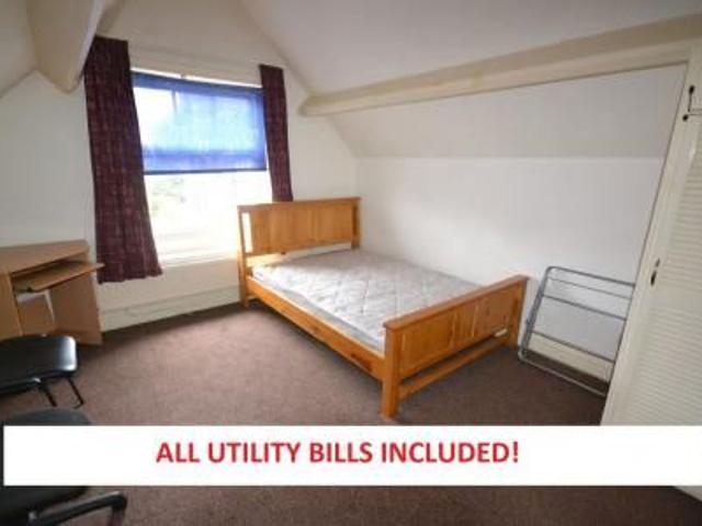 Studio for rent in Clarendon Park, Leicester