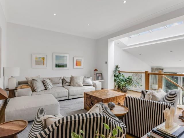 House for rent in St. John's Wood, Greater London