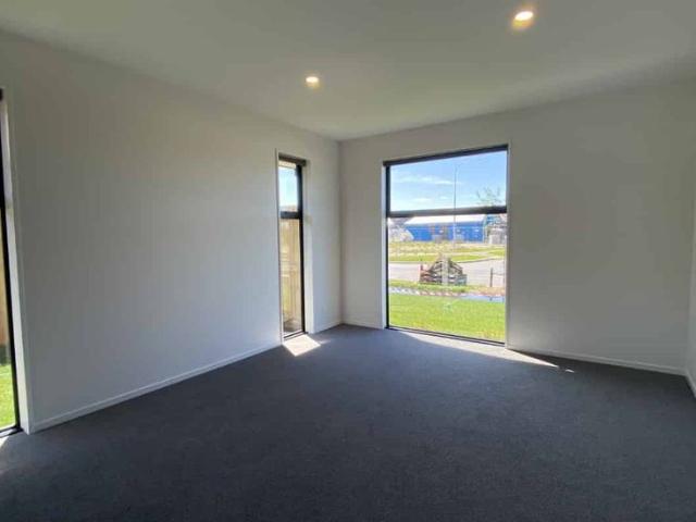 House for rent in Belfast, Christchurch
