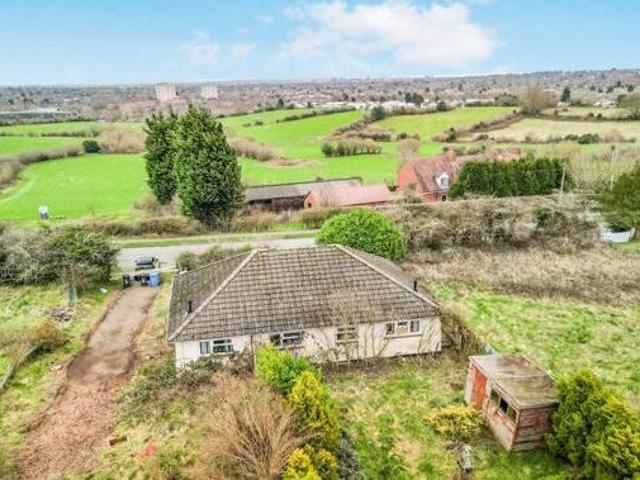 House for sale in Springhill, West Midlands