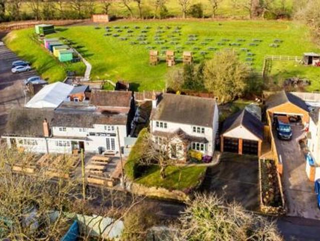 House for sale in Chase Terrace, Lichfield