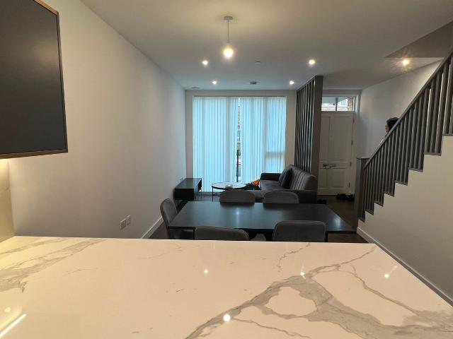 House for rent in Brownswood Park, Stoke Newington