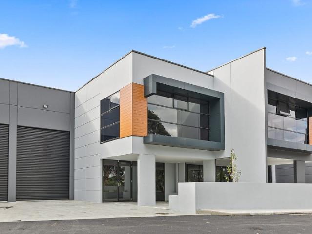 Warehouse for rent in Springvale, Melbourne